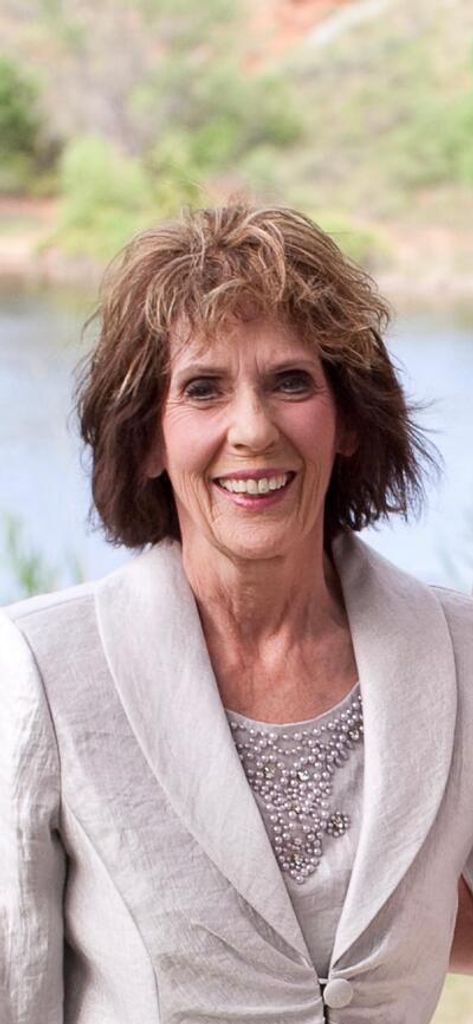 Nancy Craig Profile Photo