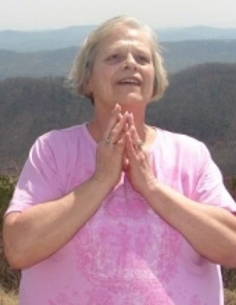 Nina Lou Hunt Mccane