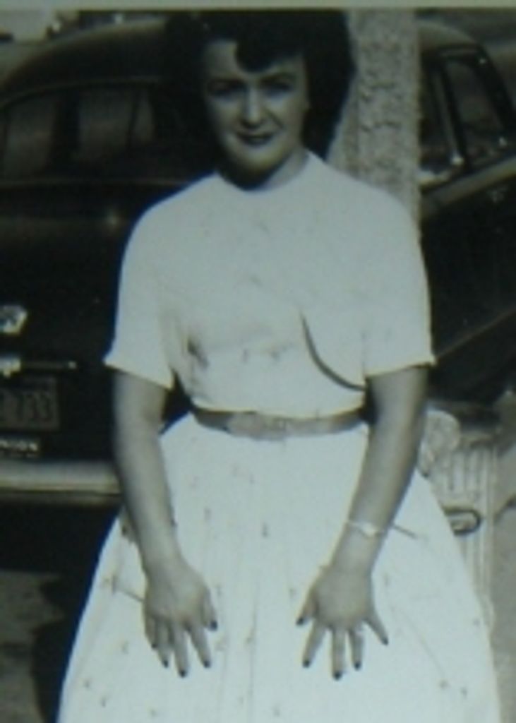 Elizabeth "Betty" Jean Green (Nee Pummill)