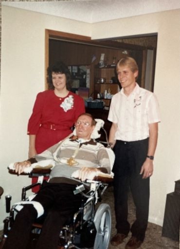 Jeffrey Lee Hovick photo gallery thumbnail 1 of 42