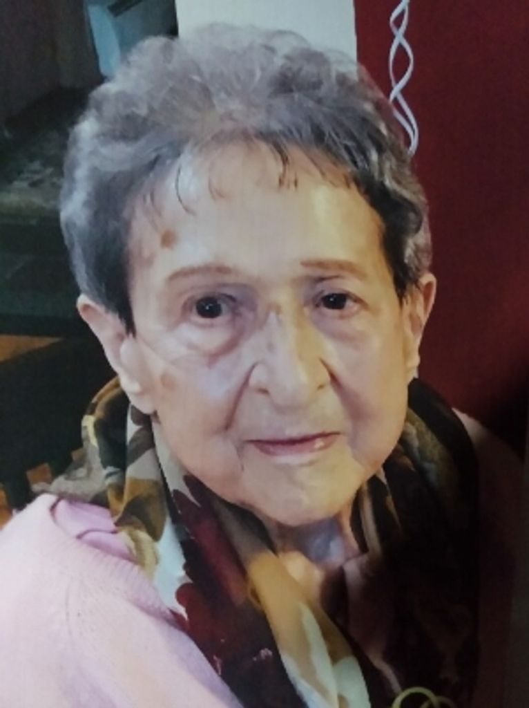 Sylvia Hess Profile Photo