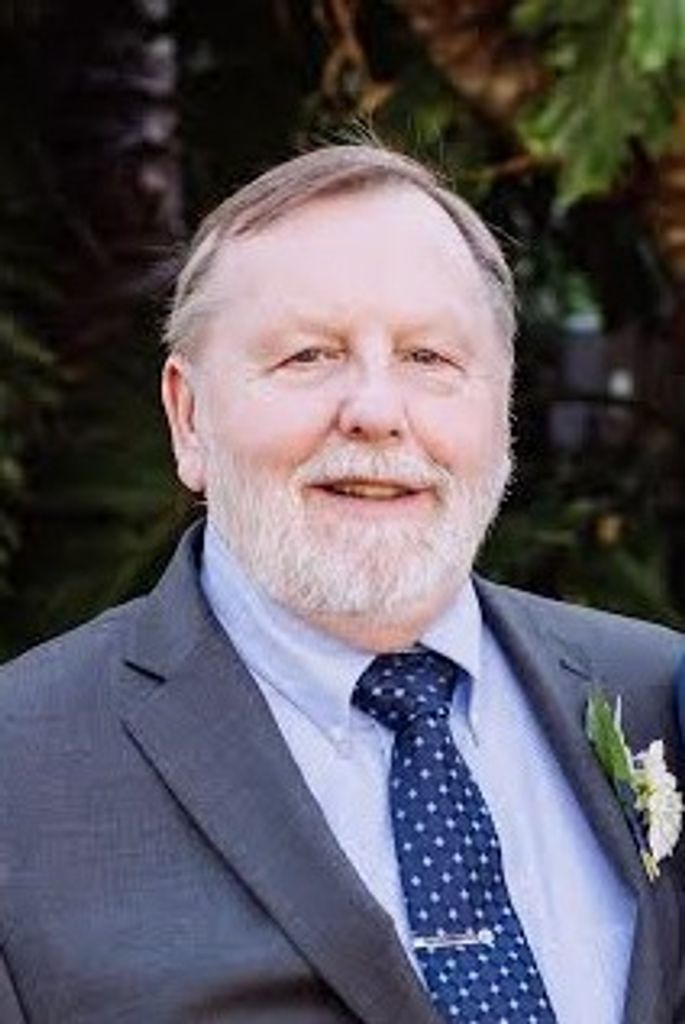 Robert J. Reeves Profile Photo