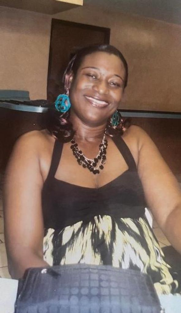 Ms. Sharon Finlayson Profile Photo