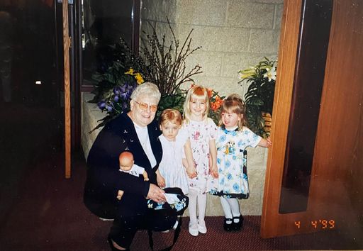 Sharon Ann (Sines)  Parker photo gallery thumbnail 19 of 67