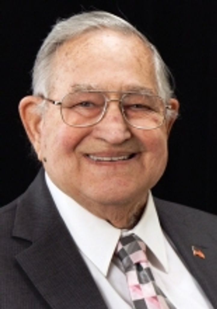 James H. Mc Kinzie Profile Photo