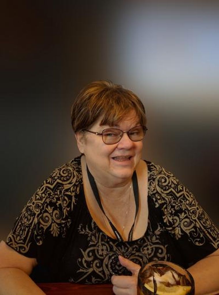 Laura Trina Winningham Profile Photo
