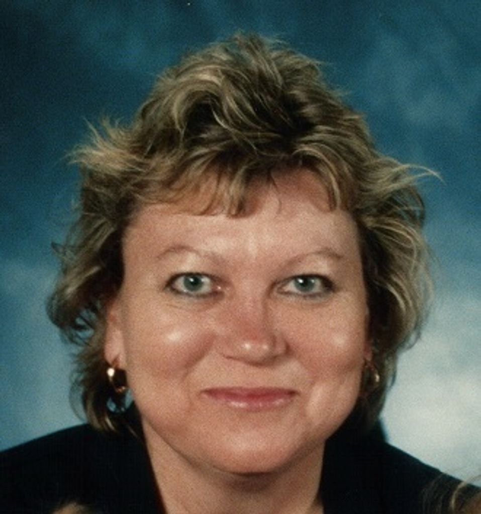 Elaine S. Groves (Nee Telenzak) Profile Photo