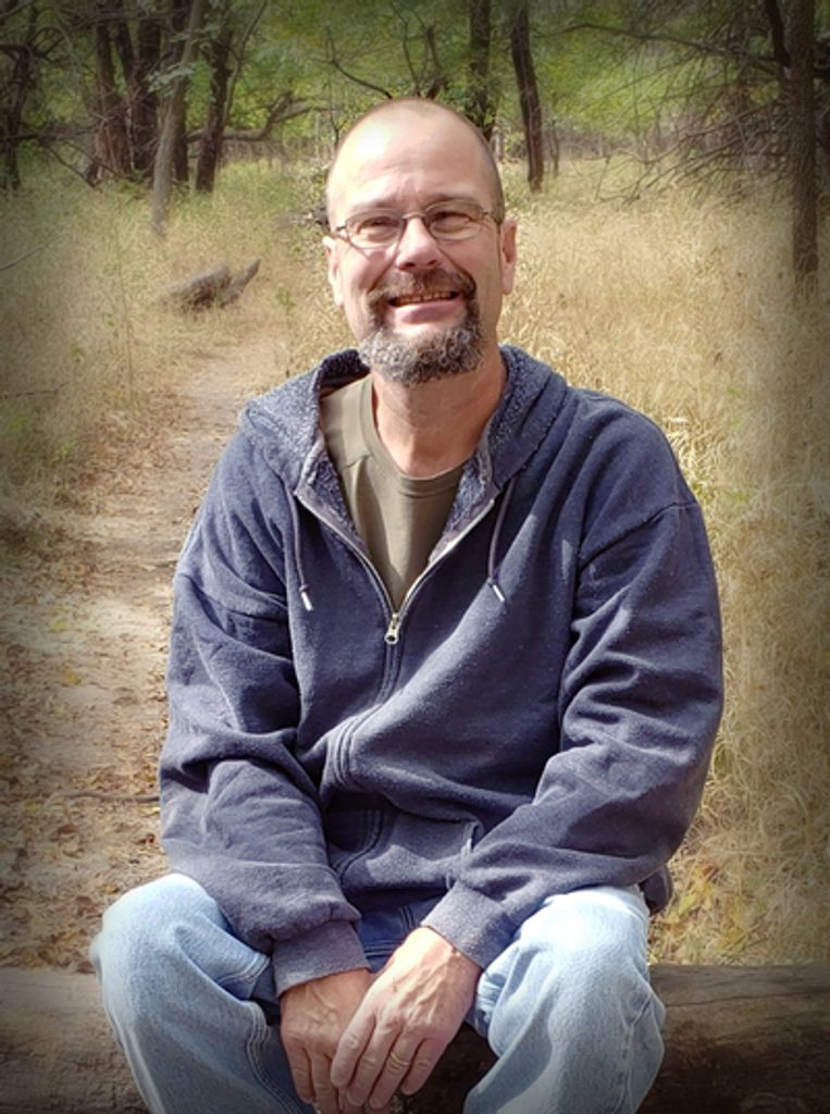 Bobby Fowler Profile Photo