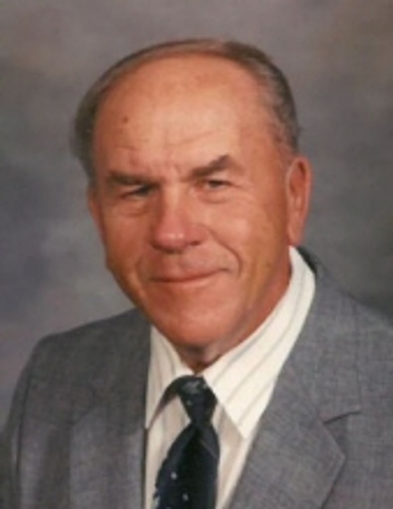 Floyd G. Heinze
