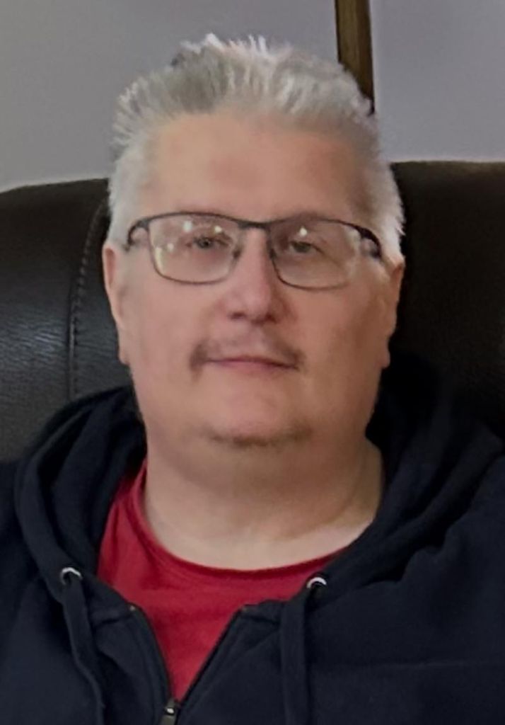 Marcus James Anthony Grubb Profile Photo