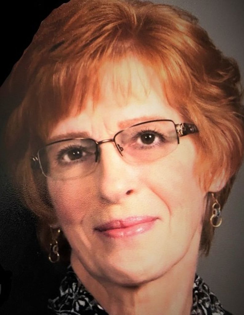 Linda F (Honsaker)  Greenleaf