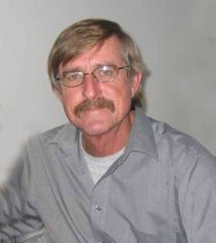 Avery Holt Profile Photo