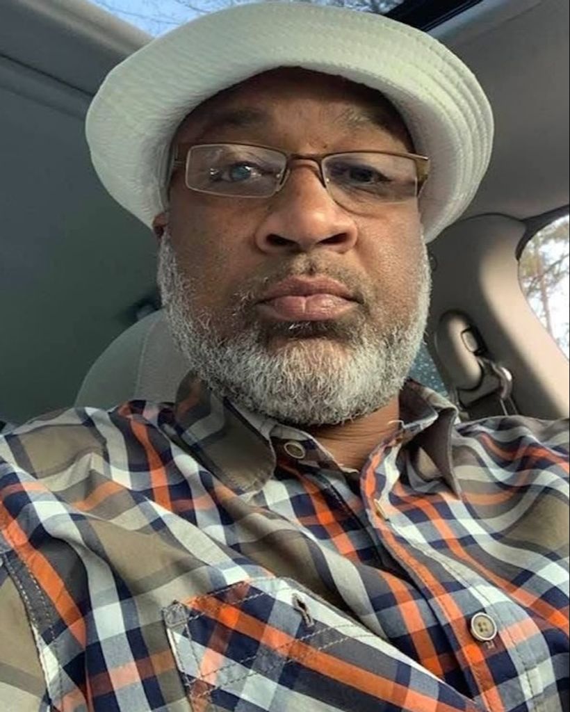 Dexter Lewis Houston Profile Photo