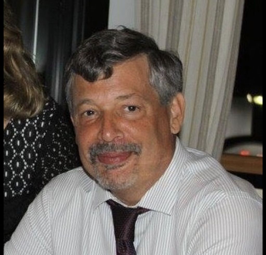 Alan J. Vezina