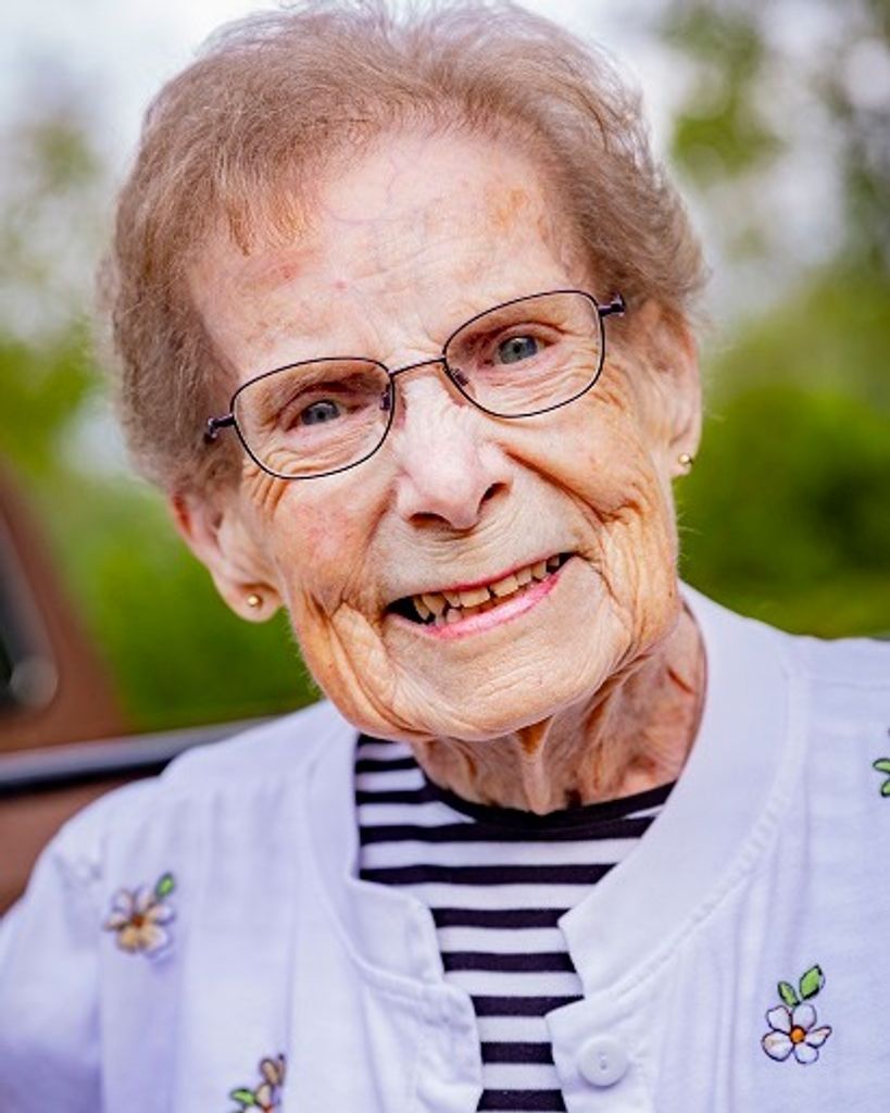 Evelyn Ann Peruski Profile Photo
