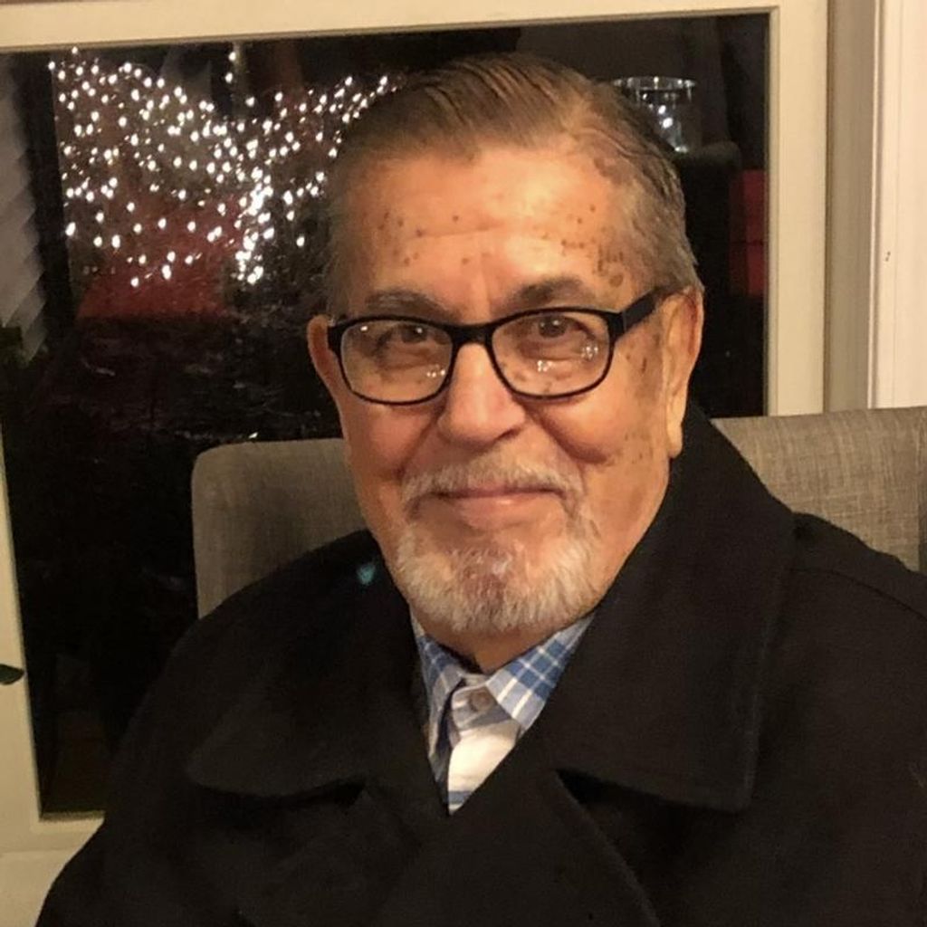 Miguel Gustavo "Coty" Oyarzabal Profile Photo