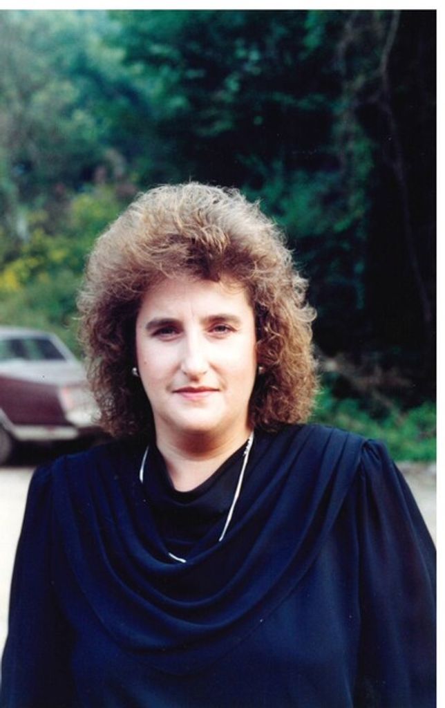Maxine Hager Profile Photo