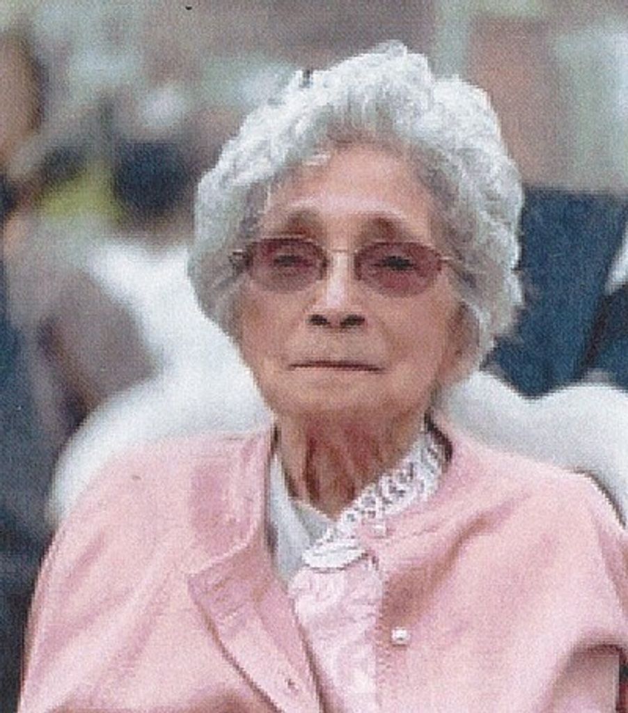 Dr Rhodie "Mopsy" Imperio