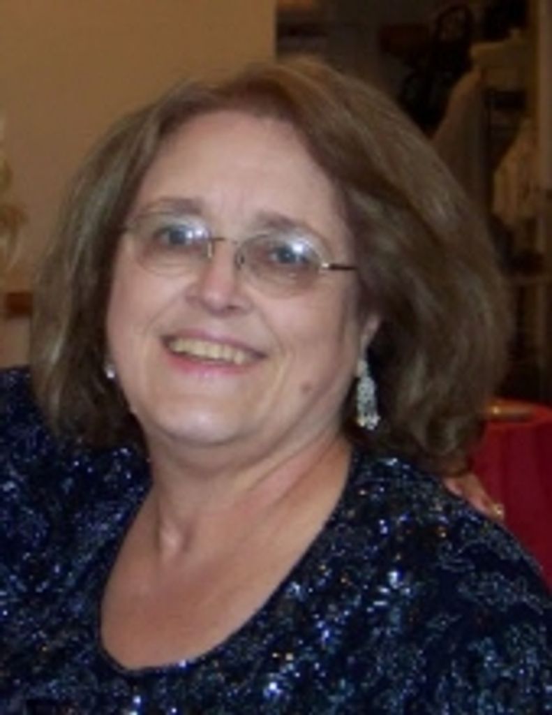 Louise Joy Comer Profile Photo
