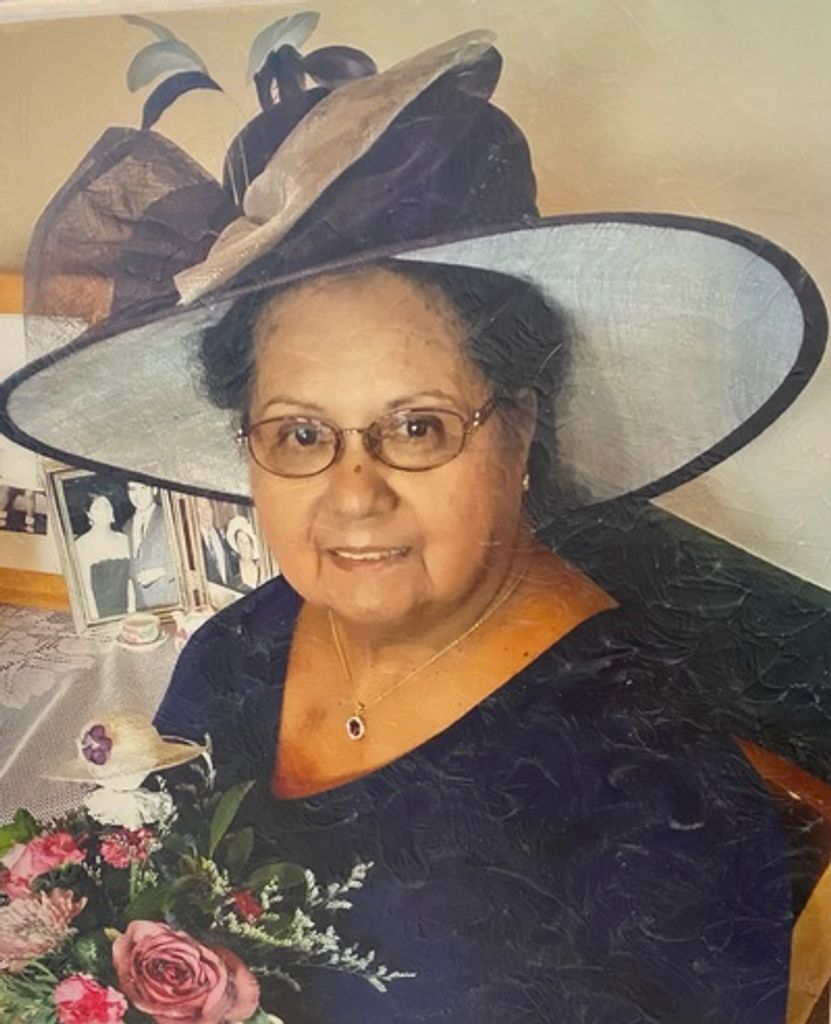 Consuelo Segovia Profile Photo