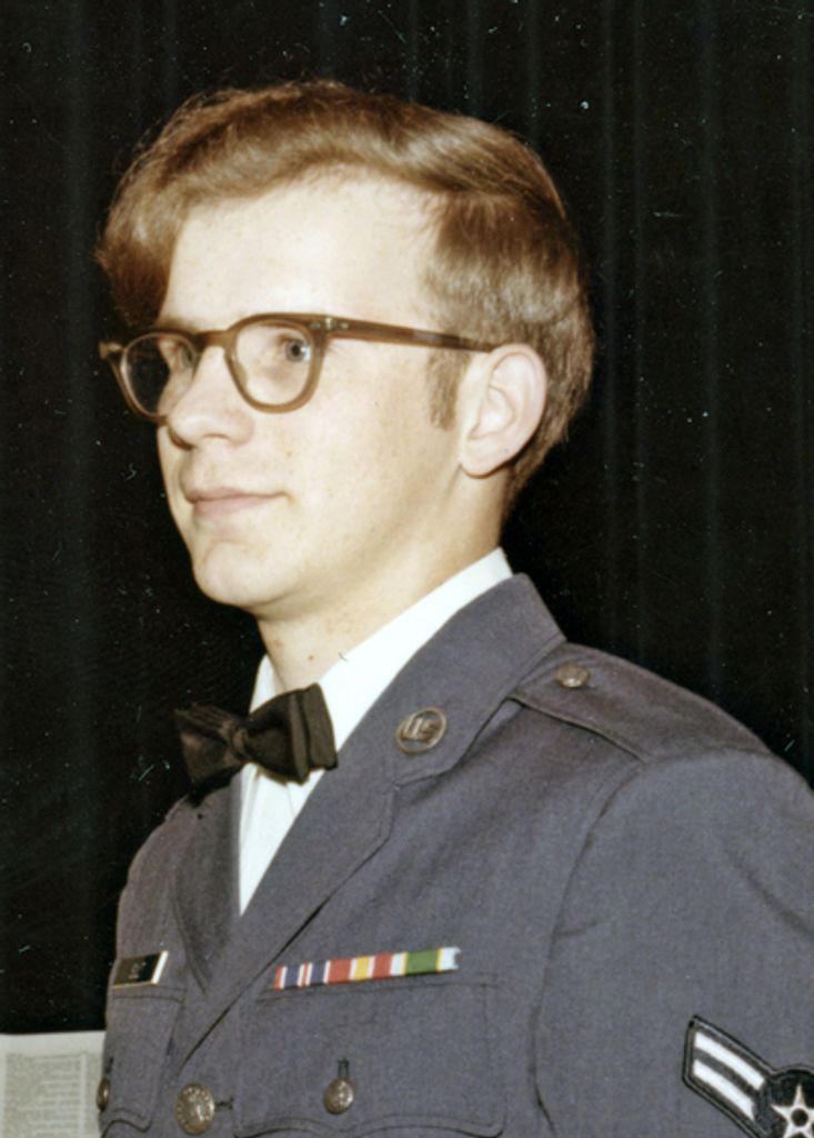 Danny Sult Profile Photo