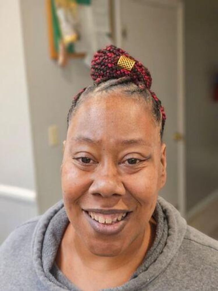 Shalander Nakia Brunson Profile Photo