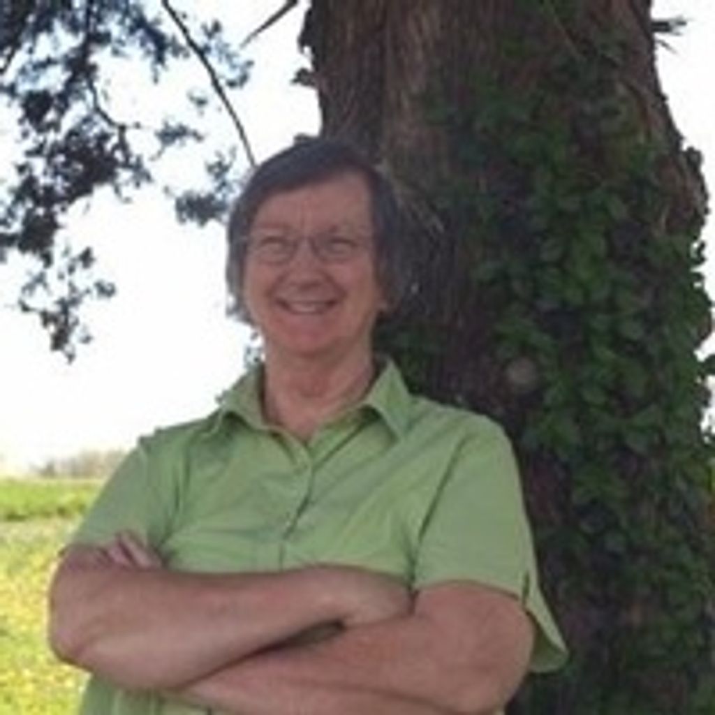 Joyce Sue Alexander Profile Photo