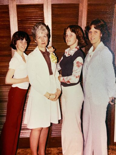 Margaret "Peggy" McElvoy photo gallery thumbnail 17 of 185