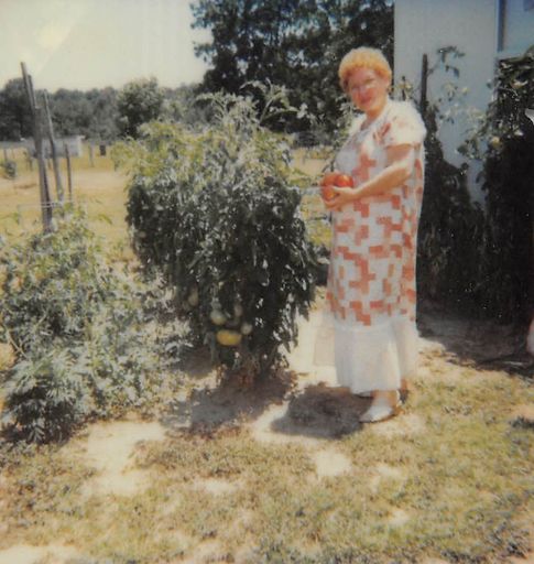 Jeanne Leona Oskins photo gallery thumbnail 8 of 90