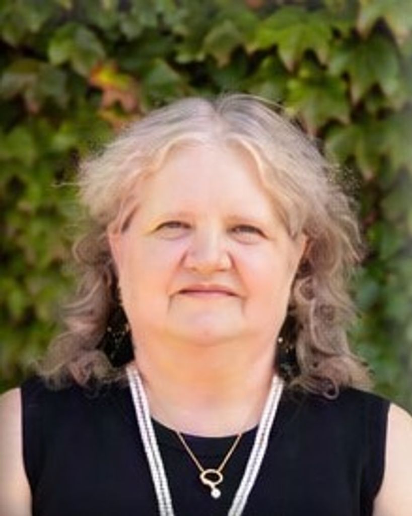 Kimberly "Kim" Ernst