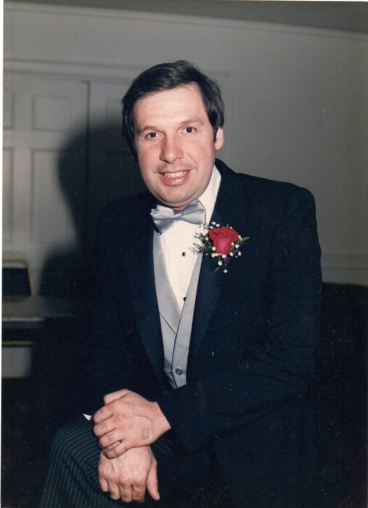 Stephen Elliott Ambrose Profile Photo