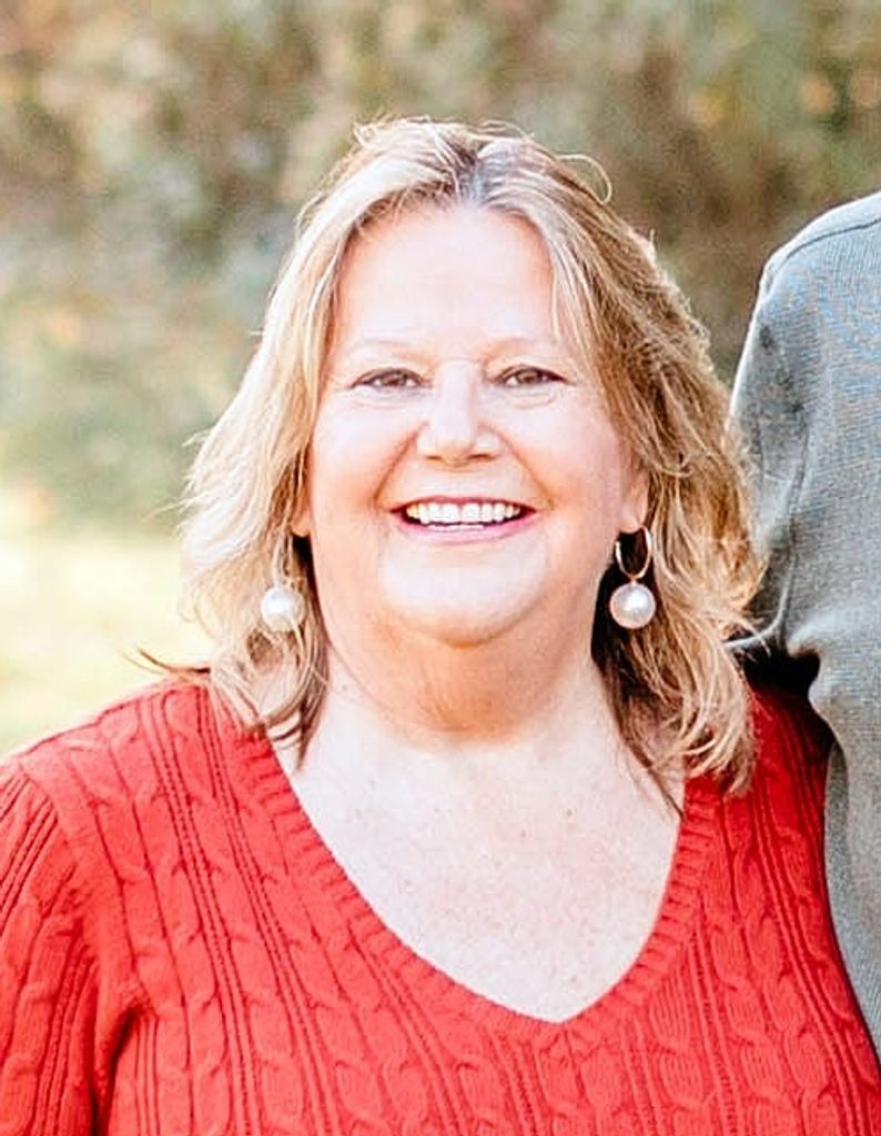 Angie Mitchell Profile Photo