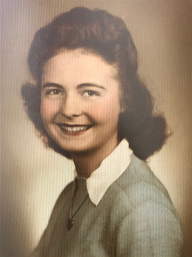 Lura Elizabeth "Betty" (Meares)  Livingston