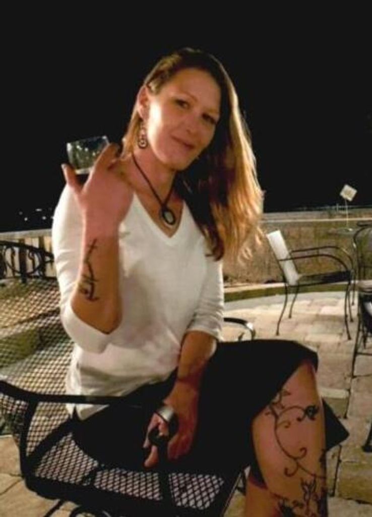 Crystal Emrick Profile Photo