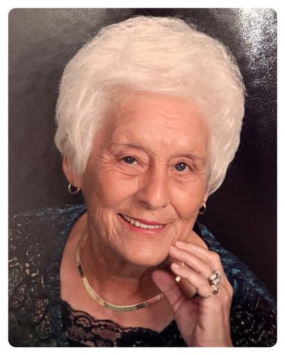 Doris Richards's obituary image