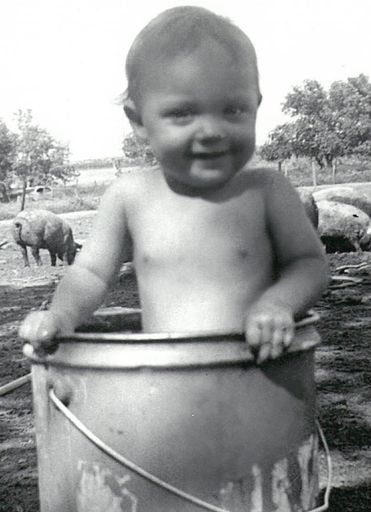 Donna Lyn Mosier photo gallery thumbnail 25 of 155