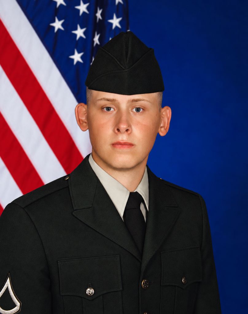 Hunter James Hennessey Profile Photo