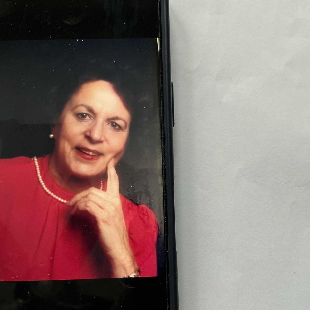 Elizabeth Marie Mazzuca Profile Photo