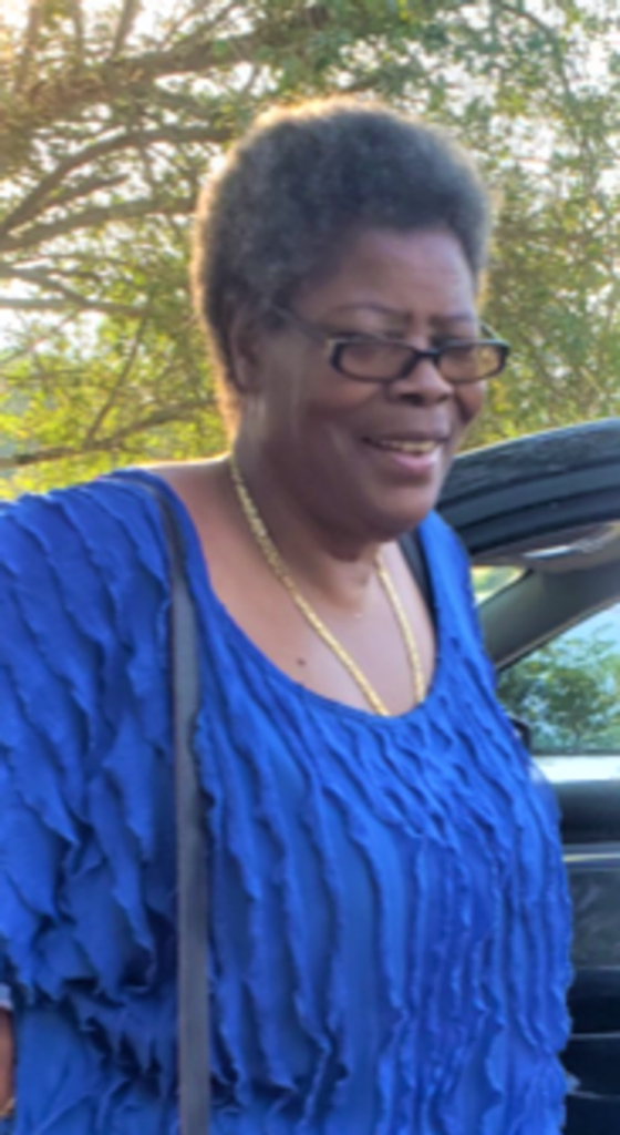 Ms. Elizine Jones Profile Photo
