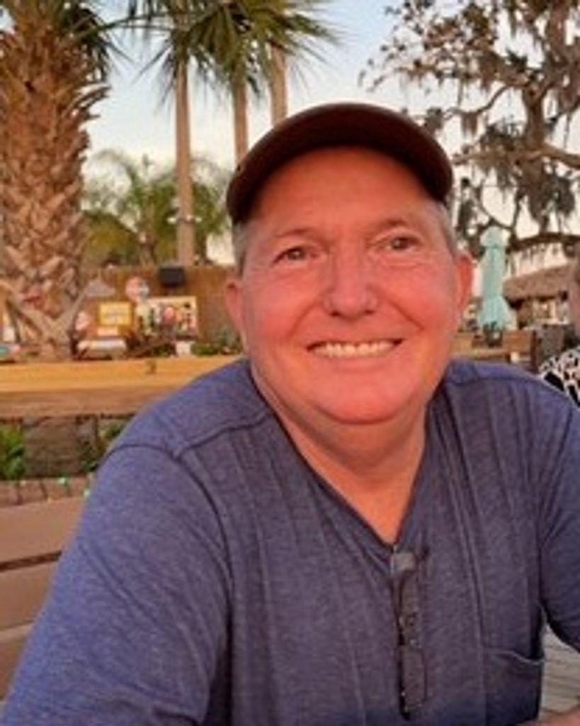 Steven Douglas Howell Profile Photo