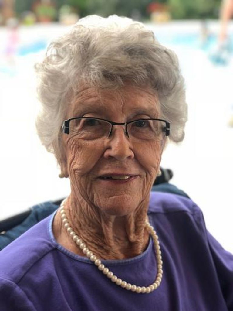 Lois June Sandstead