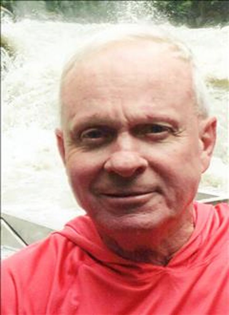 Thomas Walter Holland Profile Photo