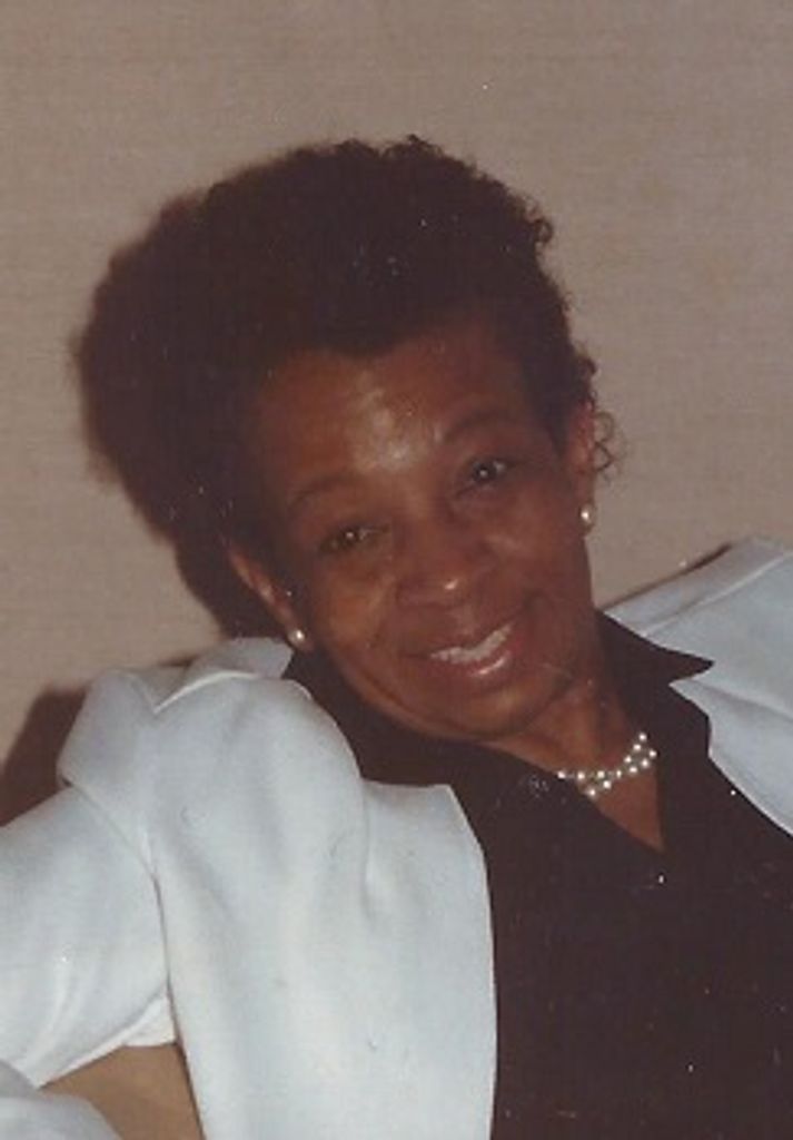 Pauline (Jones)  Moss