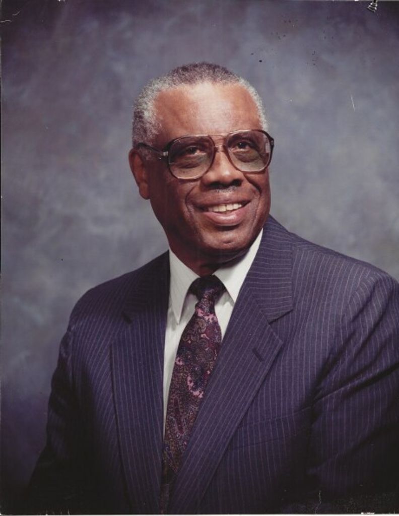 Dr.  Clyde Woodrow Hall Profile Photo