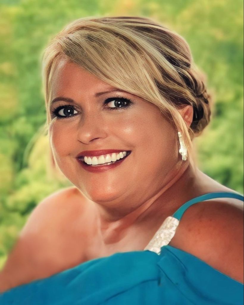 Holly Kmetz