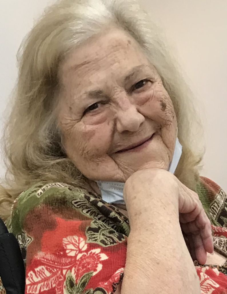 Linda Wall Saunders