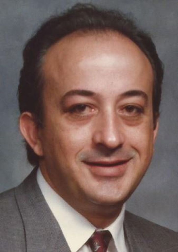 Leon Xintaris Profile Photo