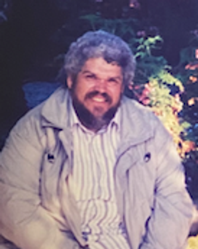 Raul Casares's obituary image