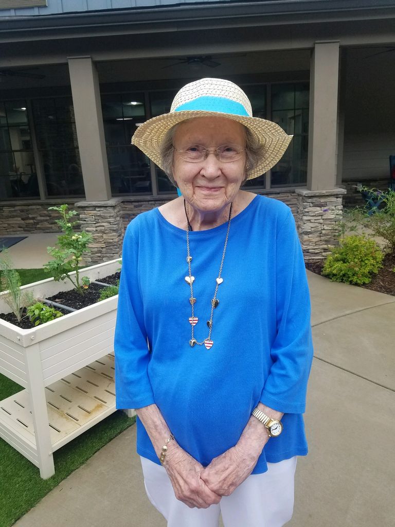 Betty Nina Brodes Profile Photo