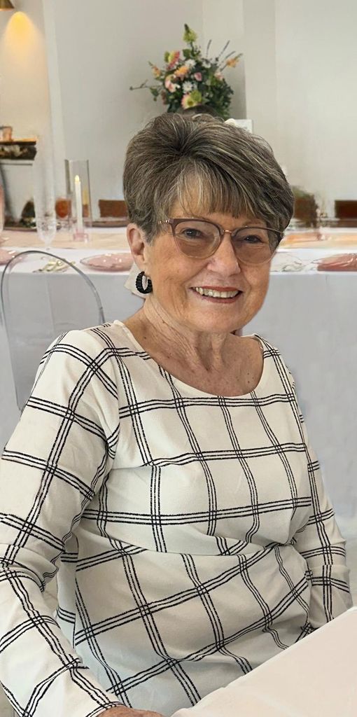 Lawanda Dale Profile Photo